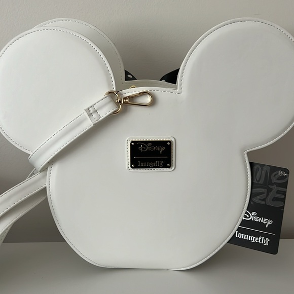 NWT Minnie Mouse Daisy Floral Crossbody Bag Purse Loungefly Disney - Picture 10 of 12